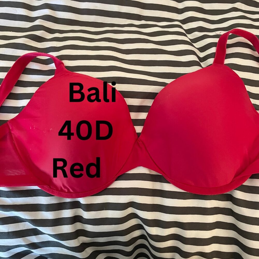 Victoria Secret Bra Set - Picture 5 of 9